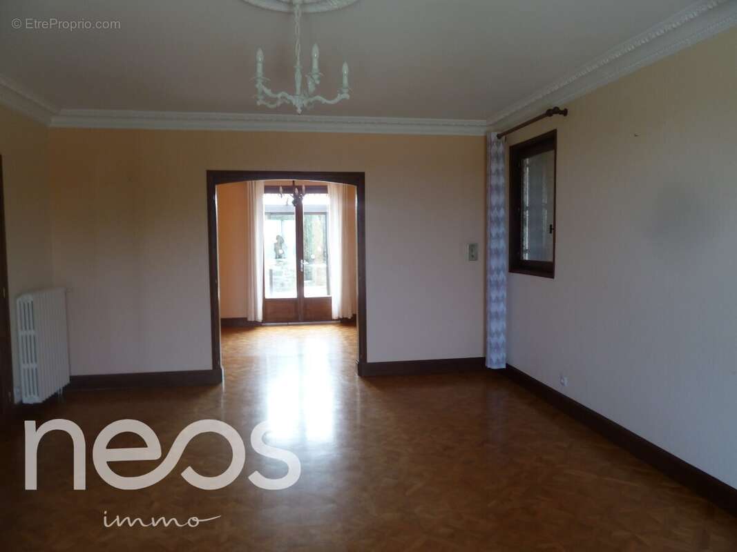 Maison à TOURLAVILLE