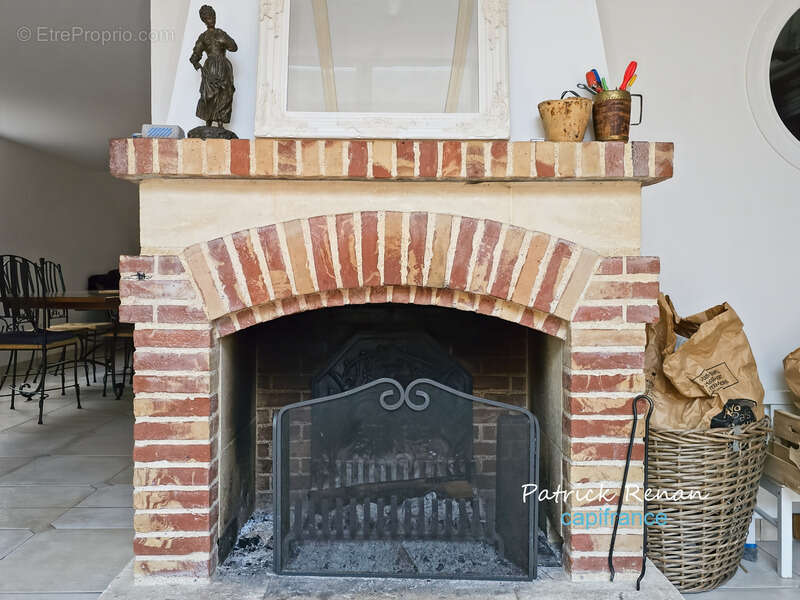 Maison à FONTENAY-LE-FLEURY