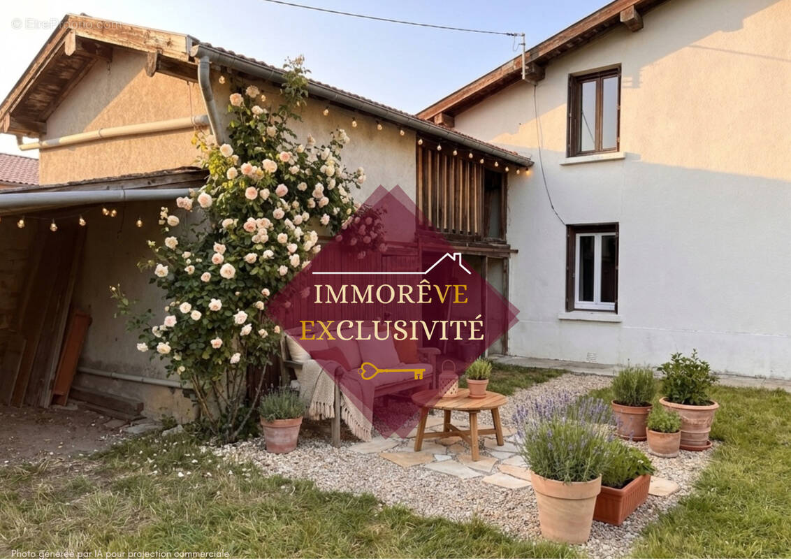 Maison à CLONAS-SUR-VAREZE