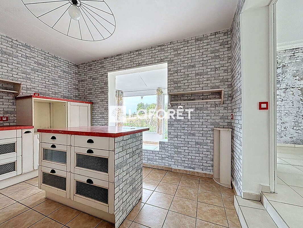 Maison à LABASTIDE-SAINT-PIERRE