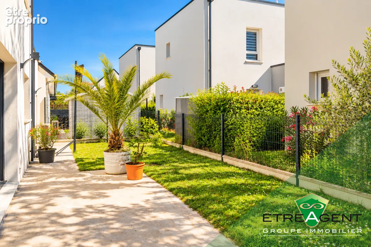 Maison SOLIERS - 123 m² - 4 chambres - photo 12