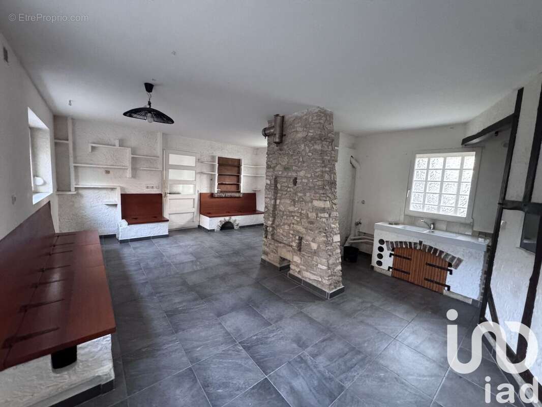 Photo 2 - Maison à VENDEUVRE-SUR-BARSE