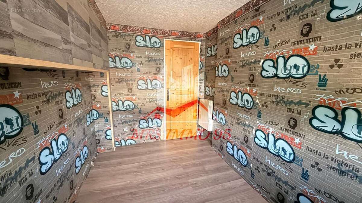 Appartement à VEMARS