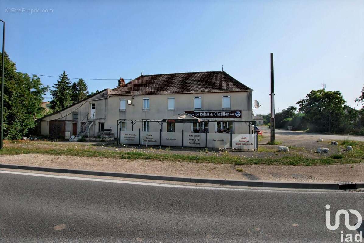 Photo 2 - Commerce à BRIARE