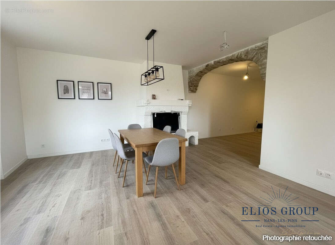 HOME STAGING - Appartement à ROUGIERS