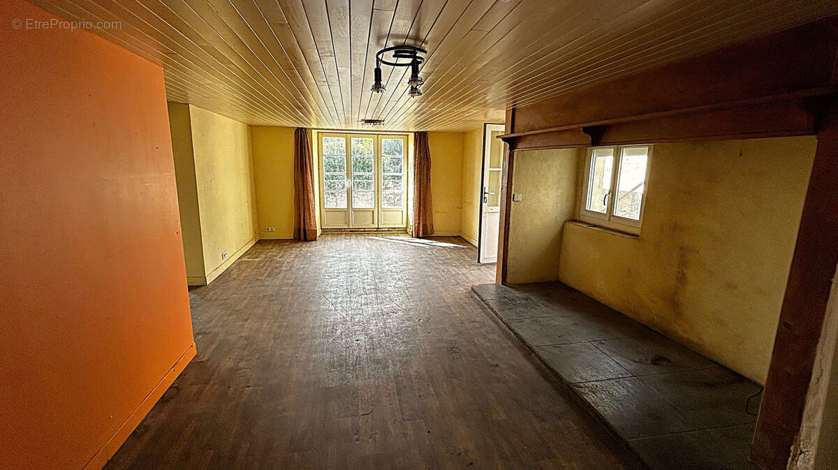 Ensemble immobilier en pierre - photo 3