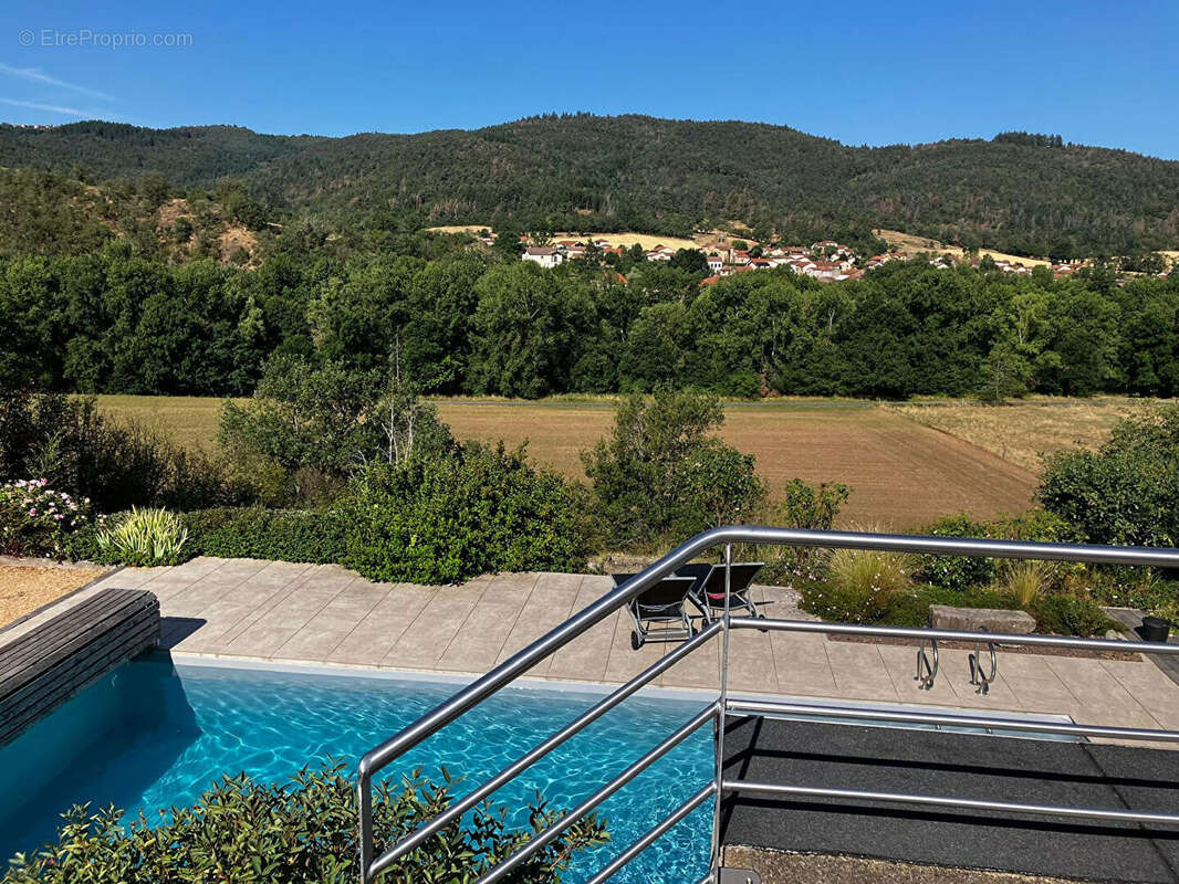 Mazeyrat d'allier maison 230m² - photo 3