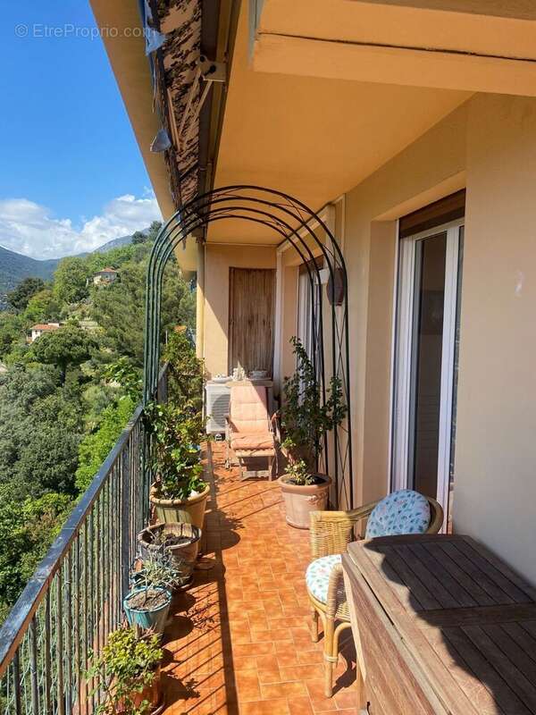 Appartement à MENTON