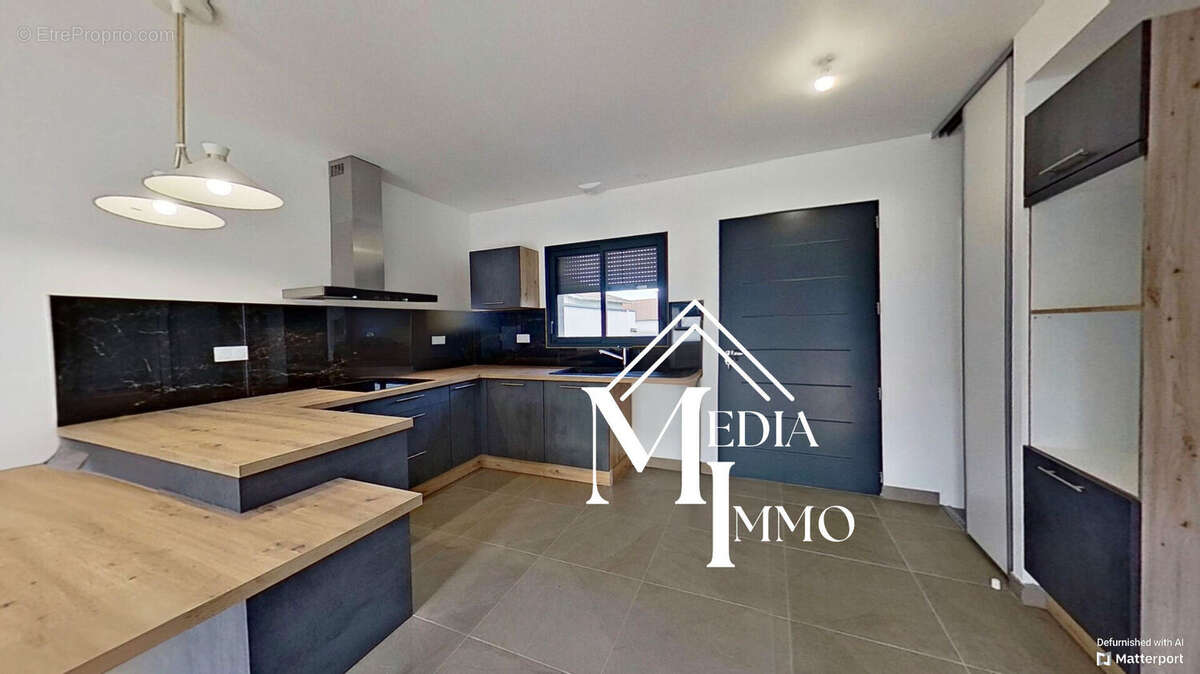 Maison à MAZEROLLES