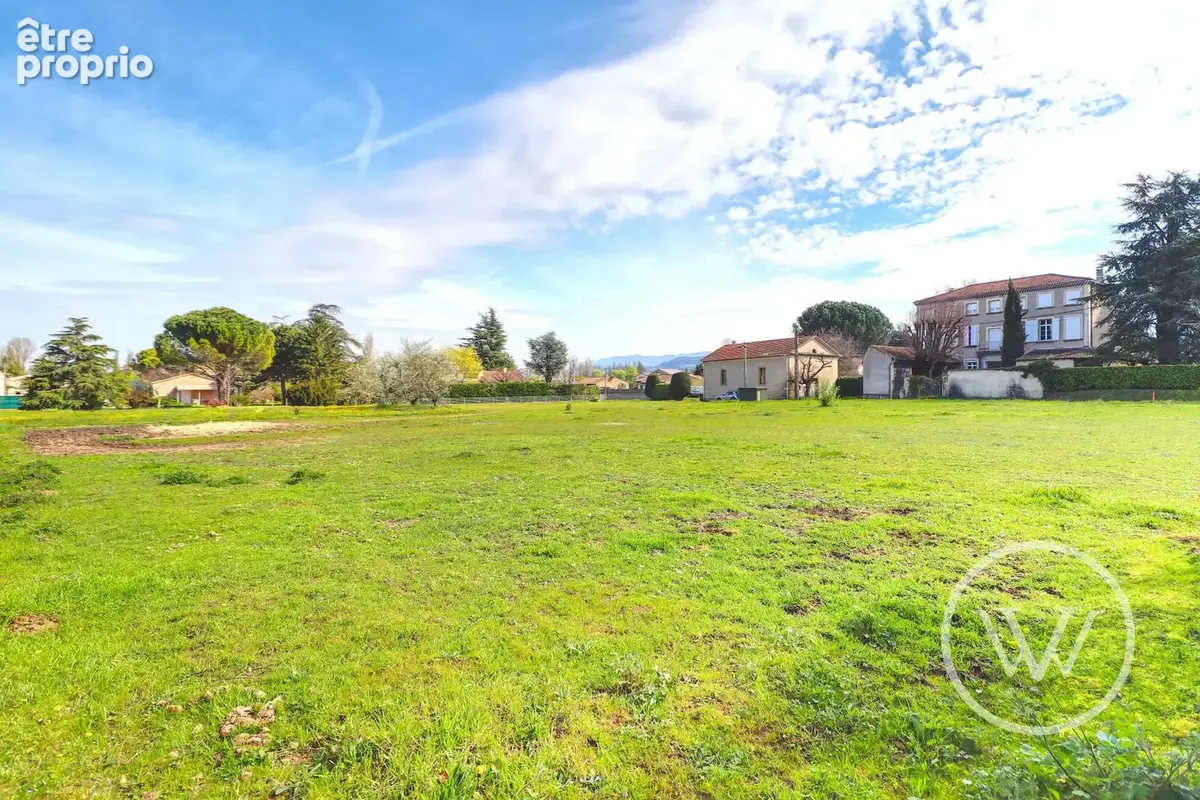 Terrain 1817 m² à Montmeyran  - photo 2