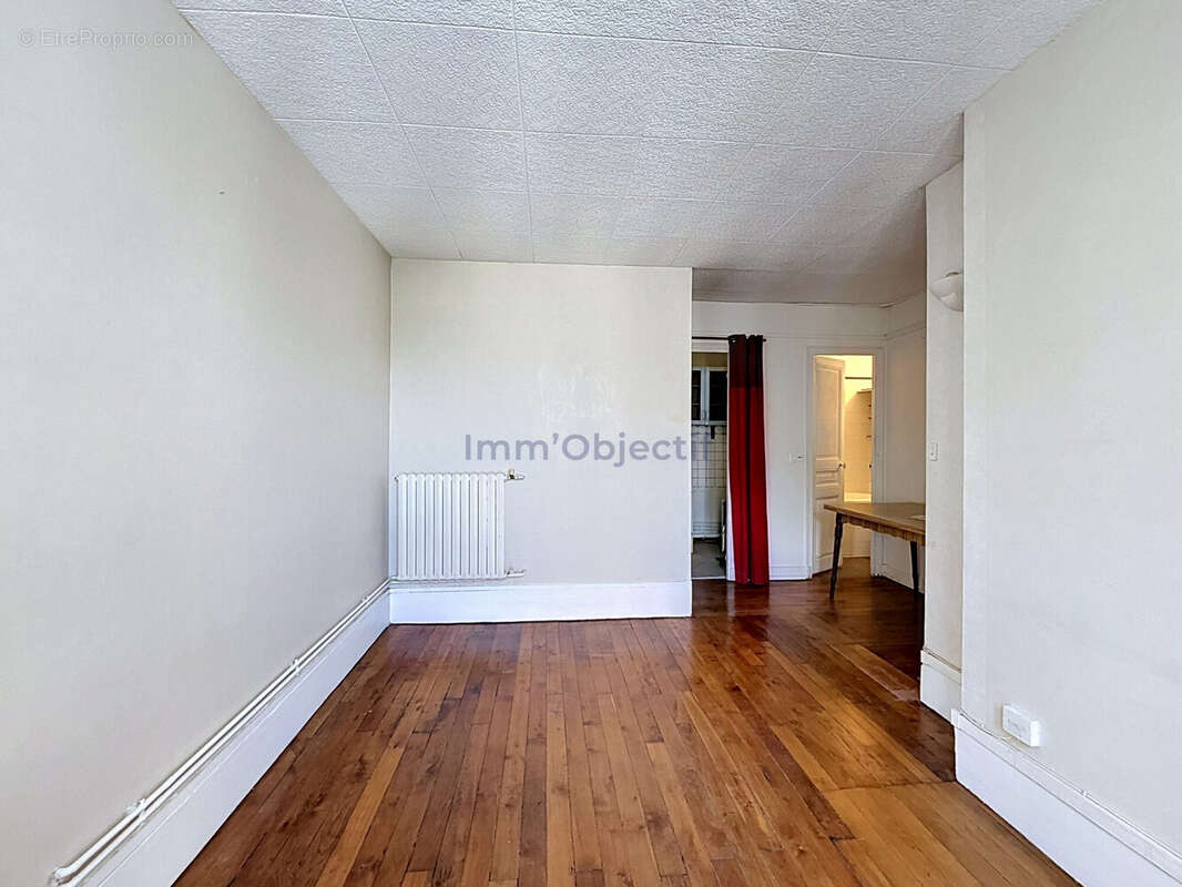 Appartement à PARIS-12E