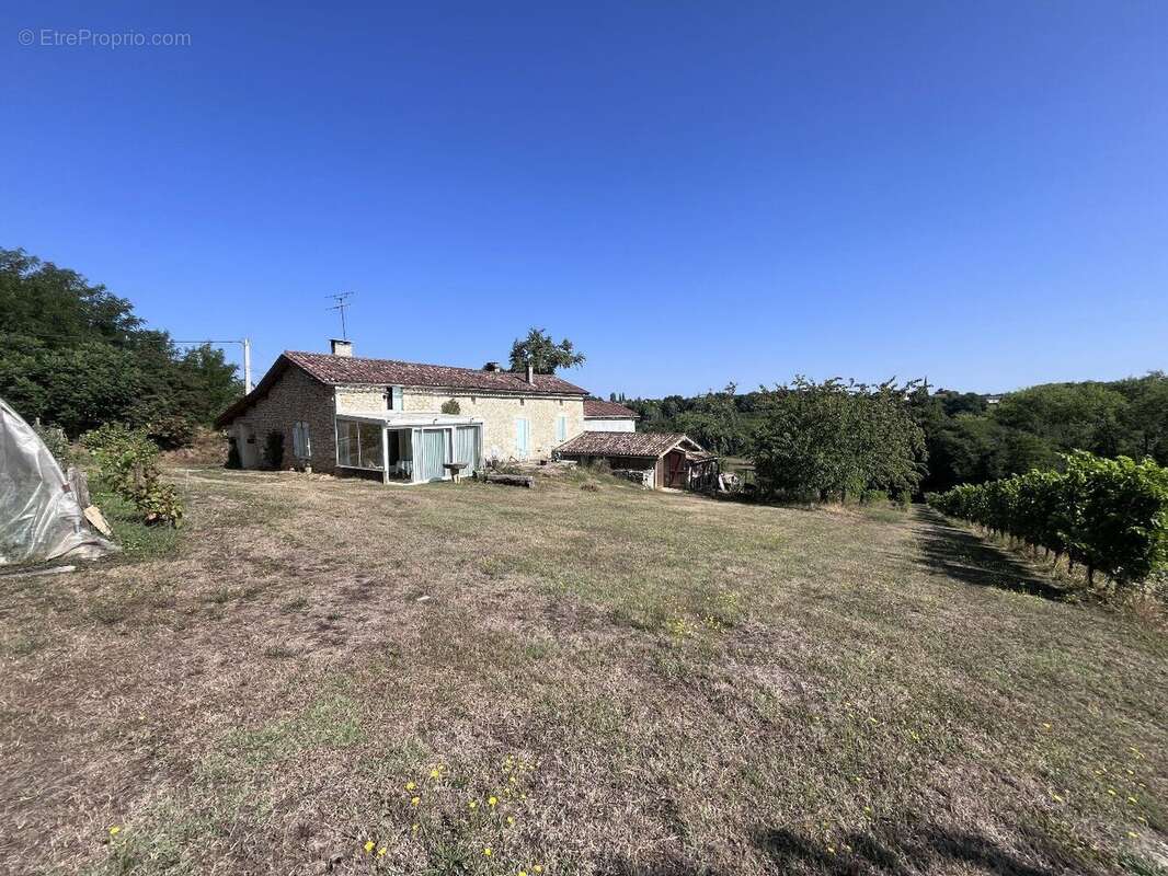 Propriété d'exception entre Rauzan et Pellegrue - photo 2