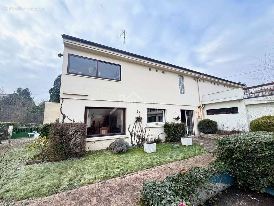 Maison à PONT-A-MOUSSON