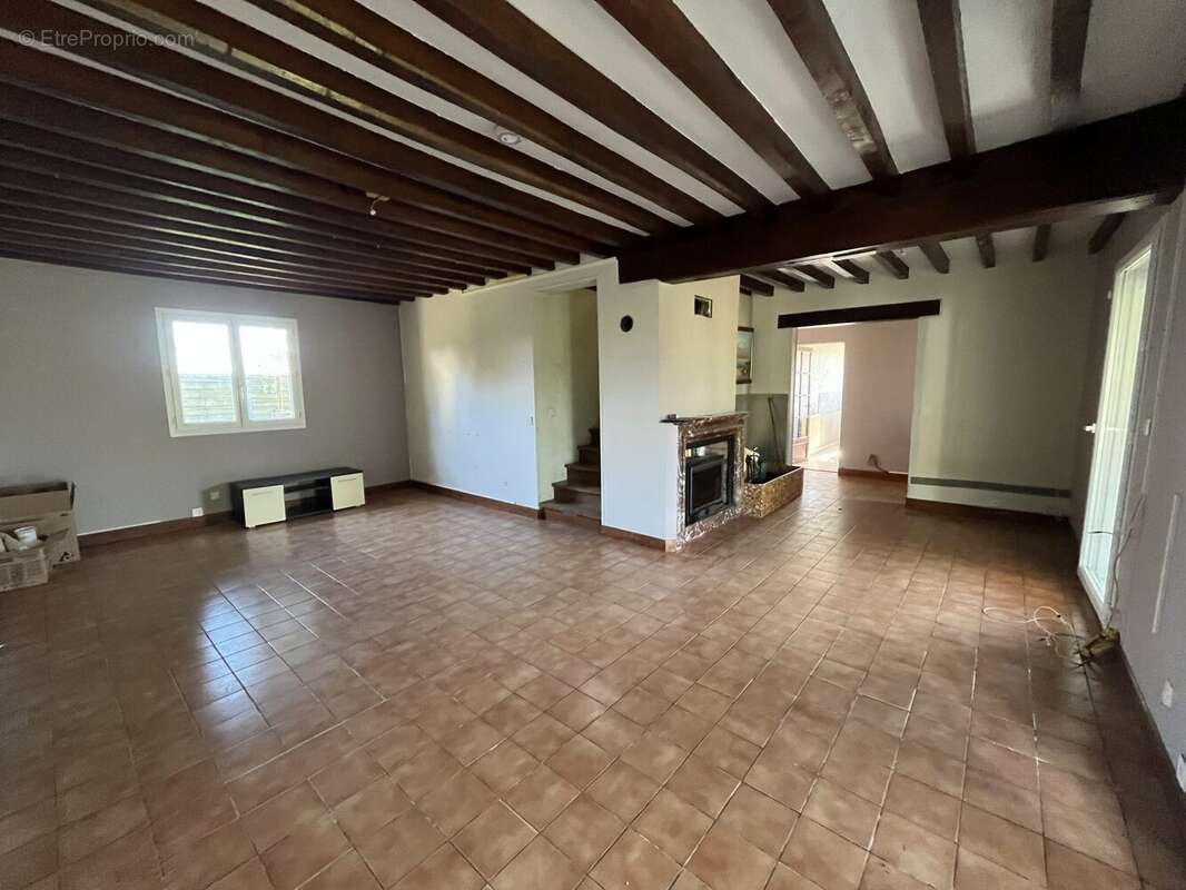 Maison à ETREPAGNY