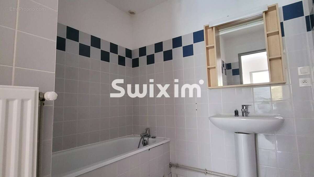 Maison 83 m² à Lons-Le-Saunier  - photo 13