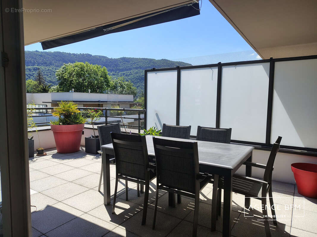 Appartement à QUINTAL