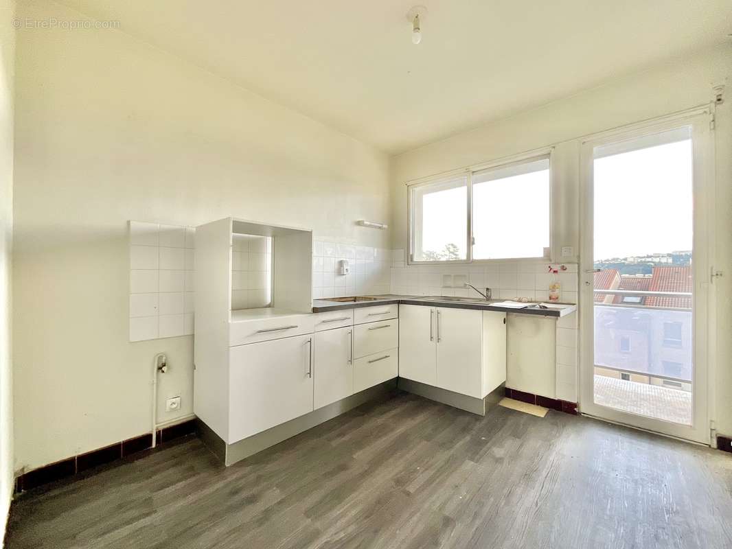 Appartement F4 75 m² Saint-Étienne - photo 7