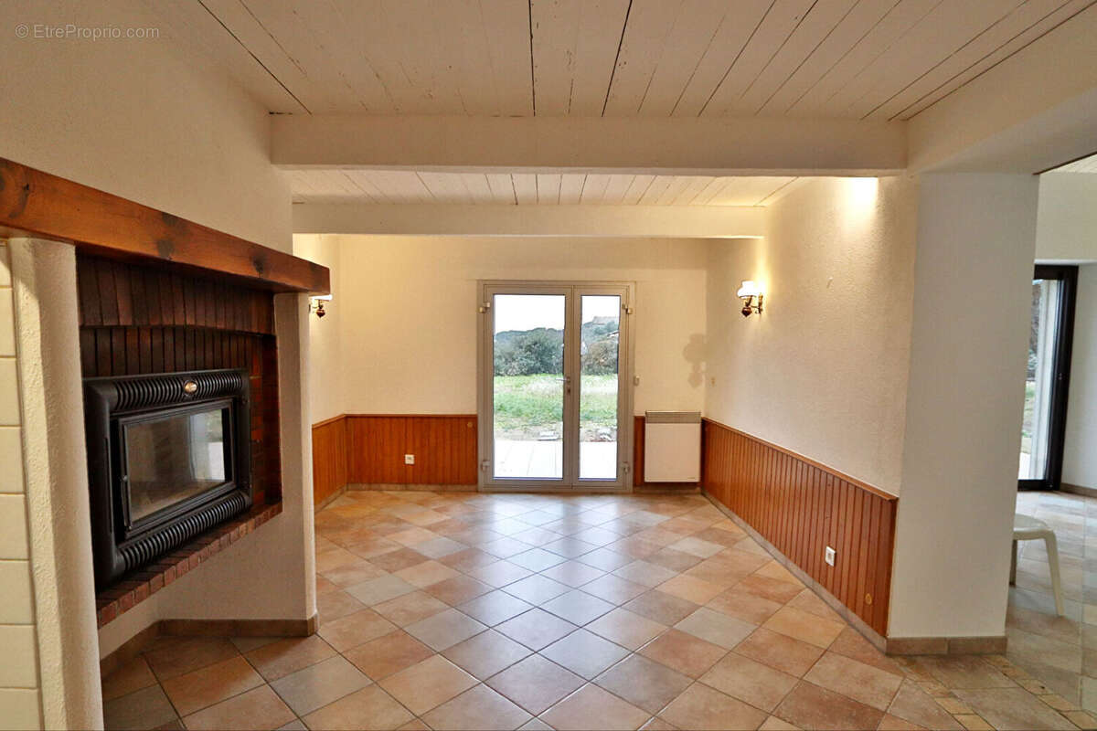 Maison à LAURE-MINERVOIS