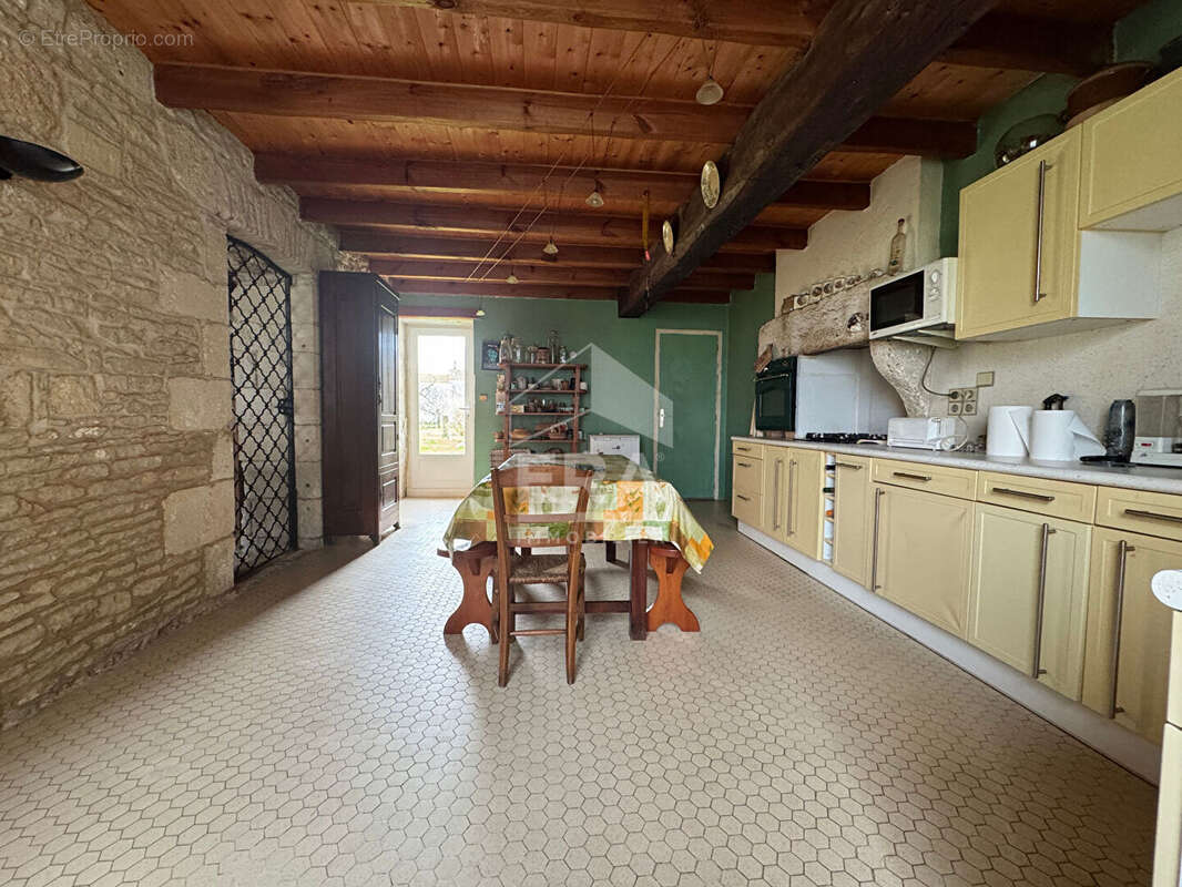Maison 178m² à saint-pierre-la-noue - photo 3