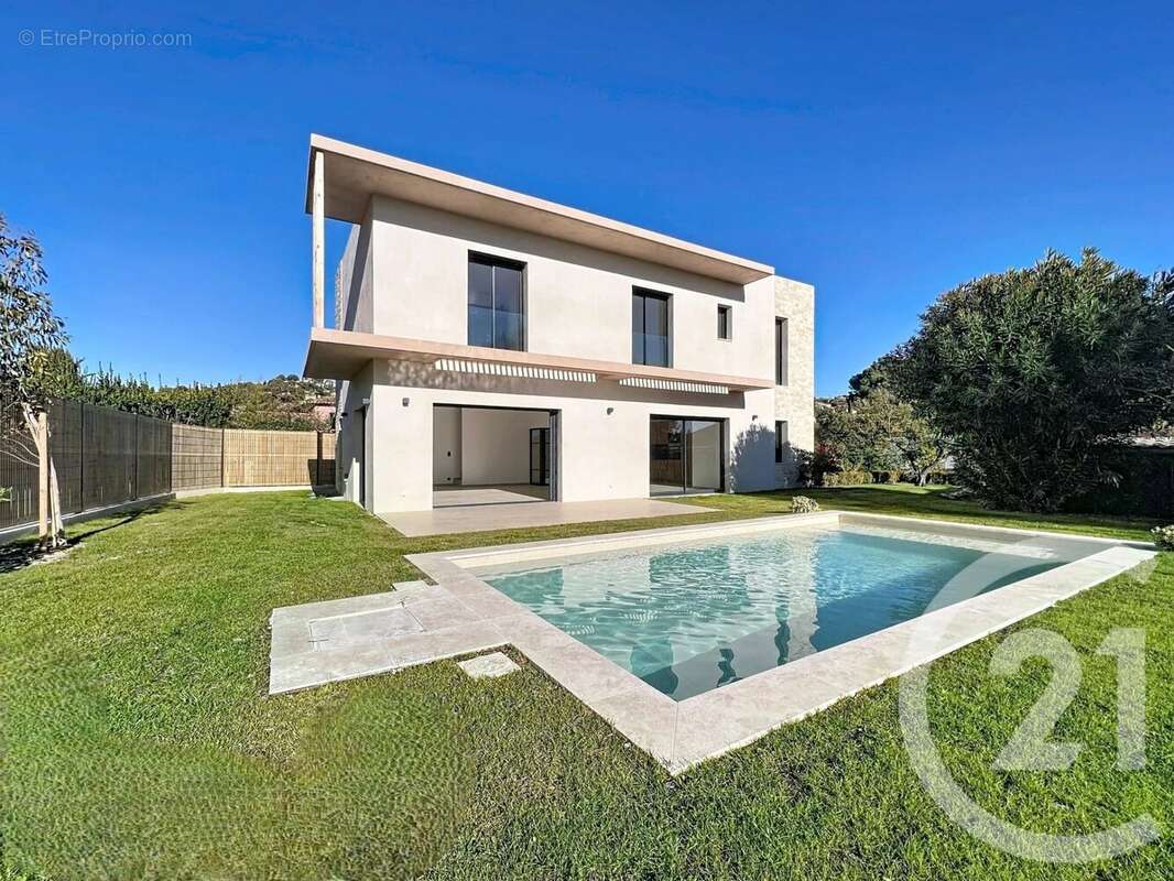 Maison 143 m² à Mougins  - photo 2