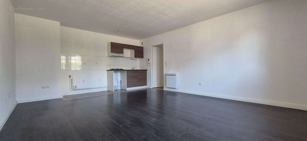 Appartement Bruay La Buissiere 3 pièce(s) 64 m2 - photo 2