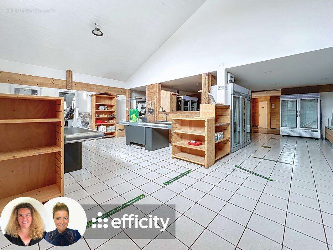 Commerce à SAINT-PIERRE-EN-FAUCIGNY