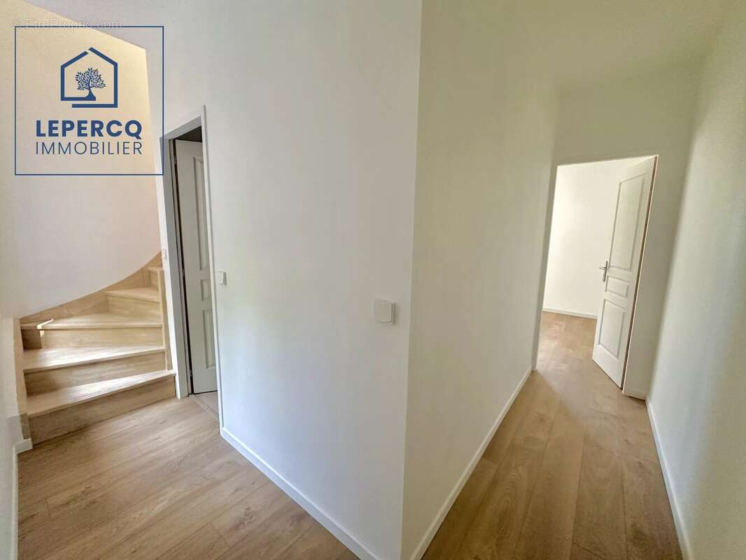 Maison à LA FERTE-MILON