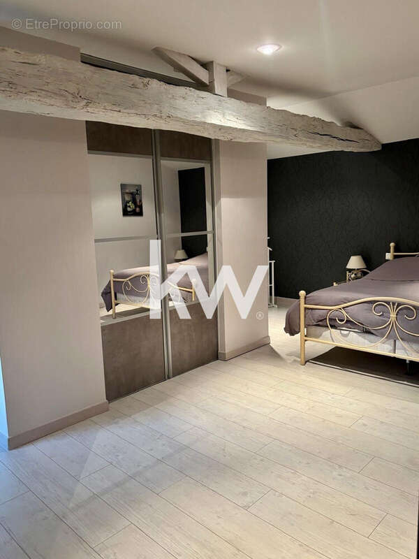 Maison à FEURS