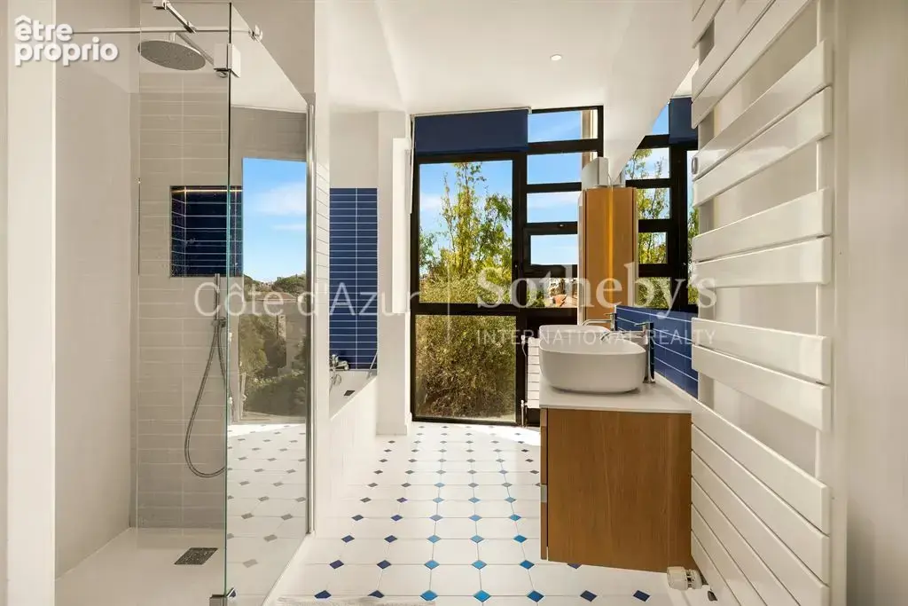 Cannes Petit Juas, villa Belle Époque de six chambres avec piscine - photo 11