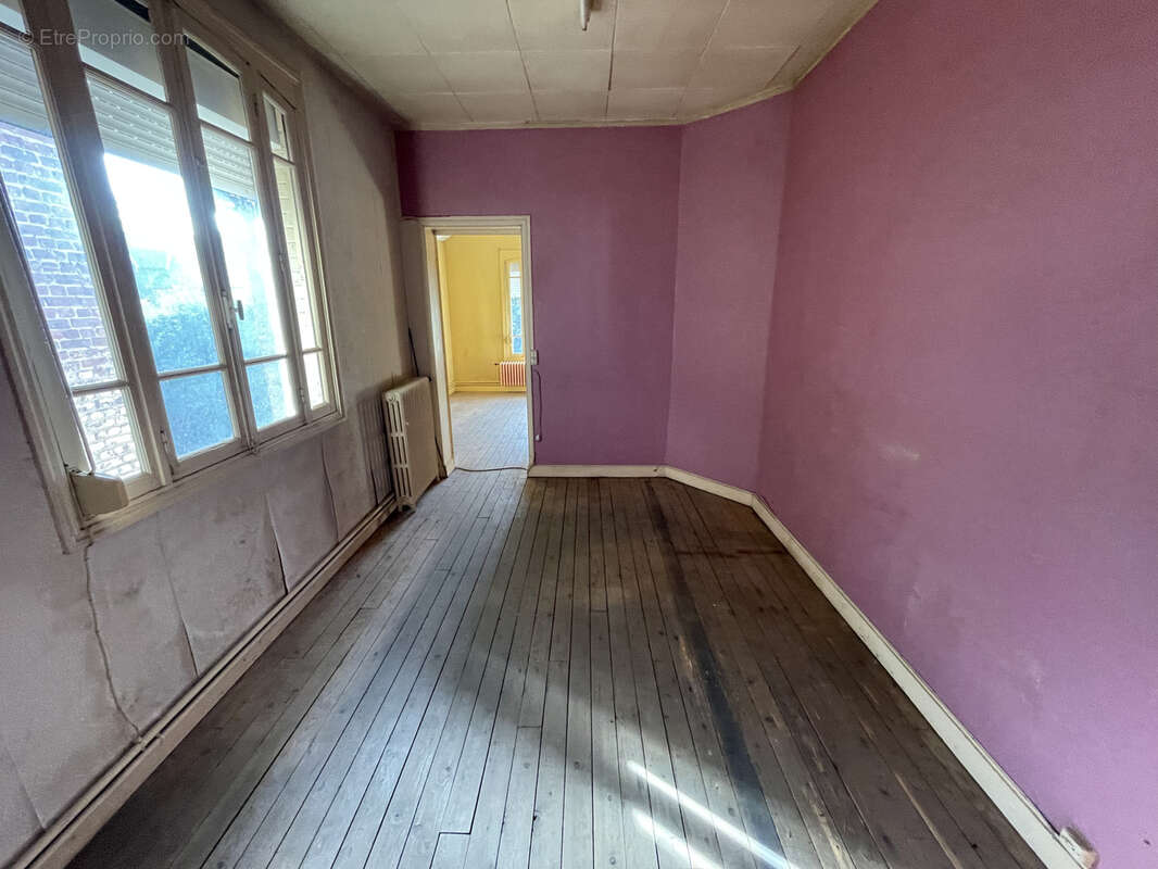 Appartement à ROYE
