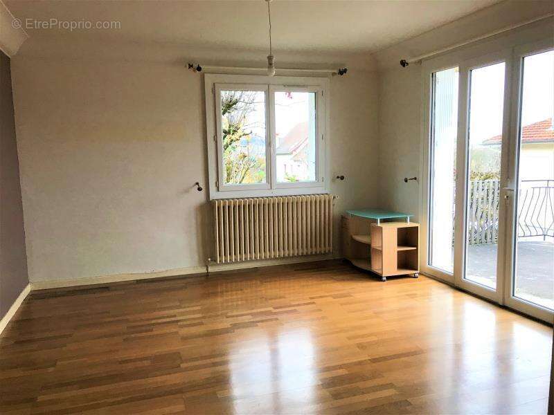 Maison à VILLEFRANCHE-DE-ROUERGUE