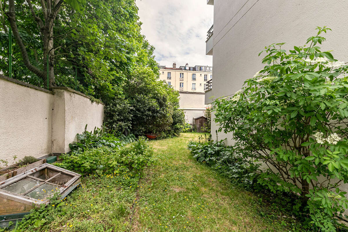 Appartement à MONTROUGE