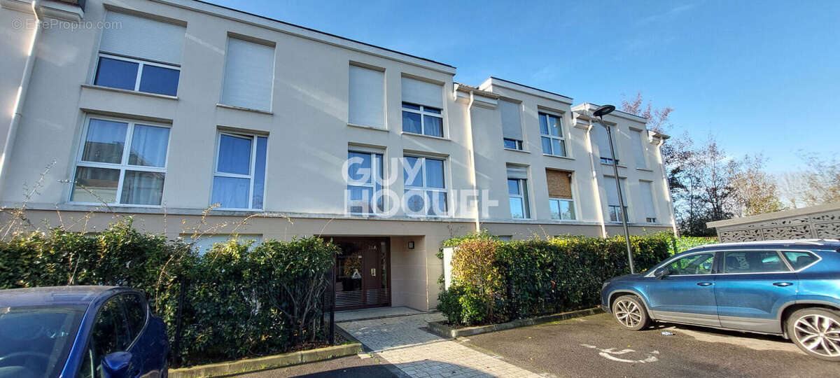 Appartement à AUBERGENVILLE