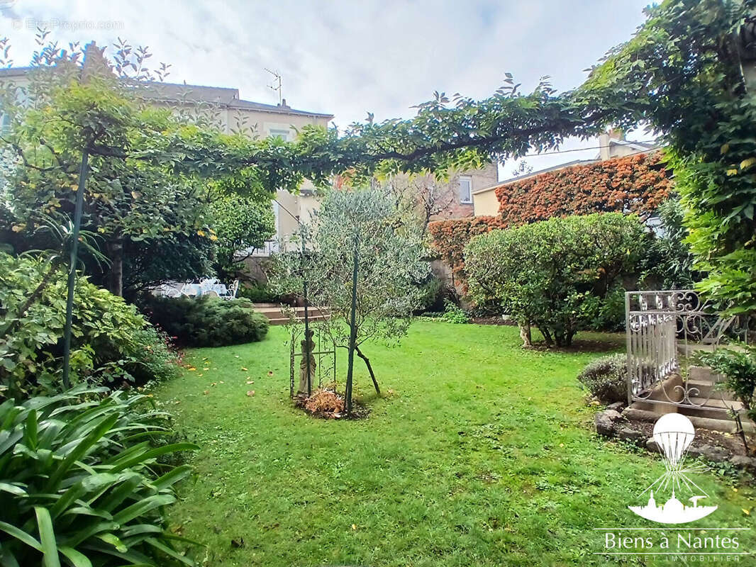 Maison à NANTES