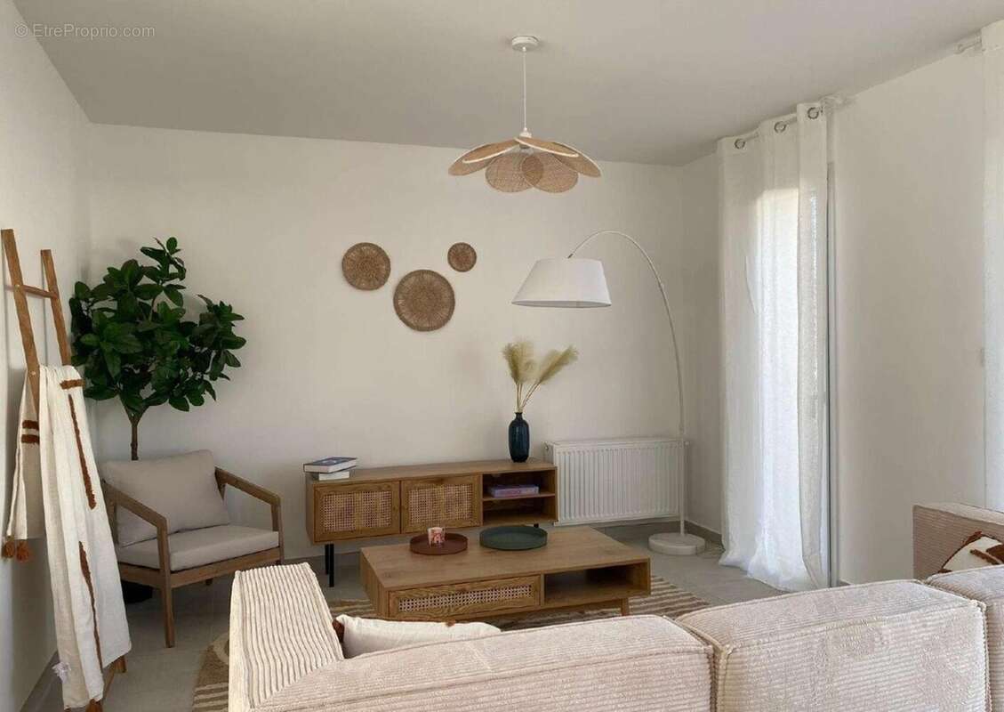 Photo 8 - Maison à MENERBES