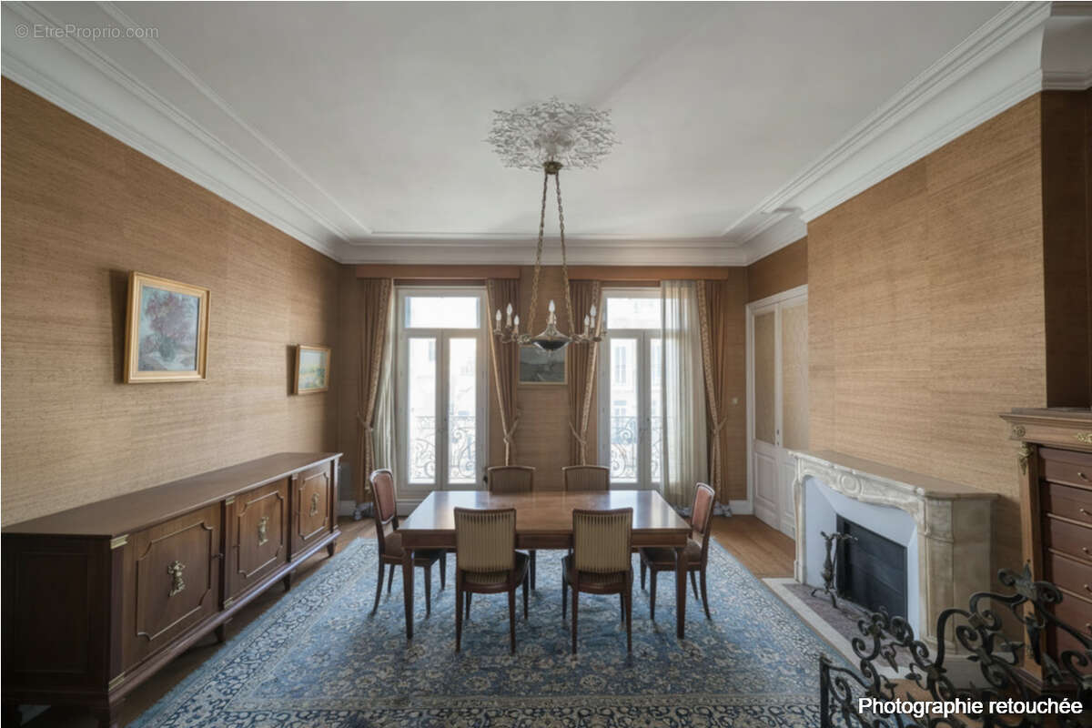 Appartement à MARSEILLE-6E
