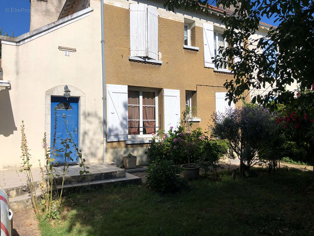 Maison à ROCHEFORT