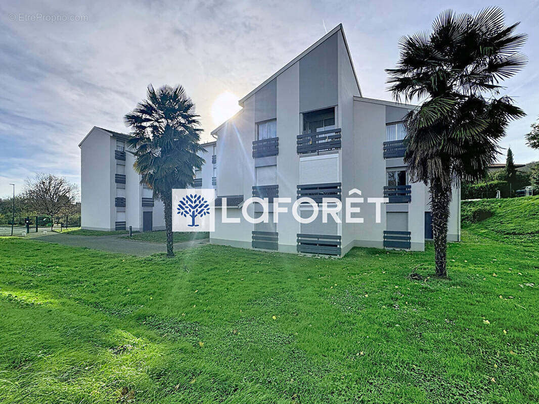 Appartement à MIRIBEL