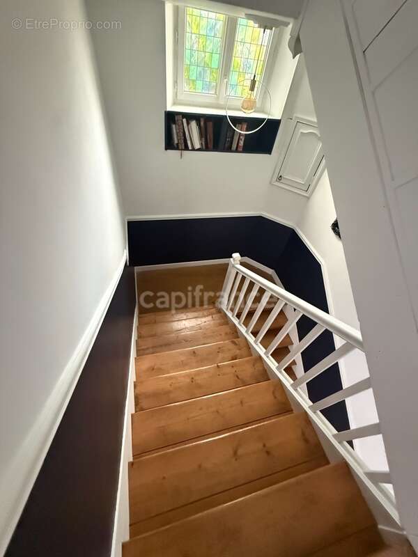 Maison à vendre 8 pièces 191 m² (78) - 6 chambres - jardin - cave - photo 18