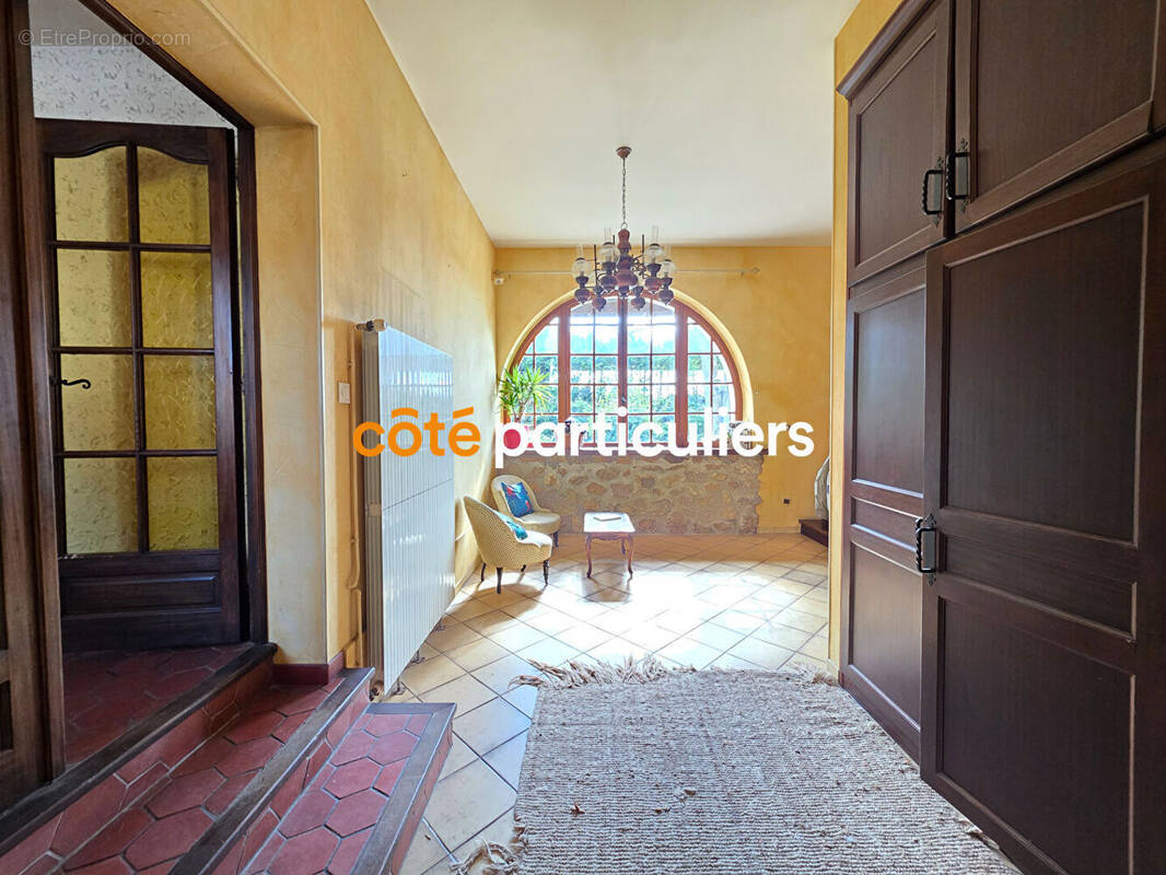 Maison à FONTAINE-LA-GAILLARDE