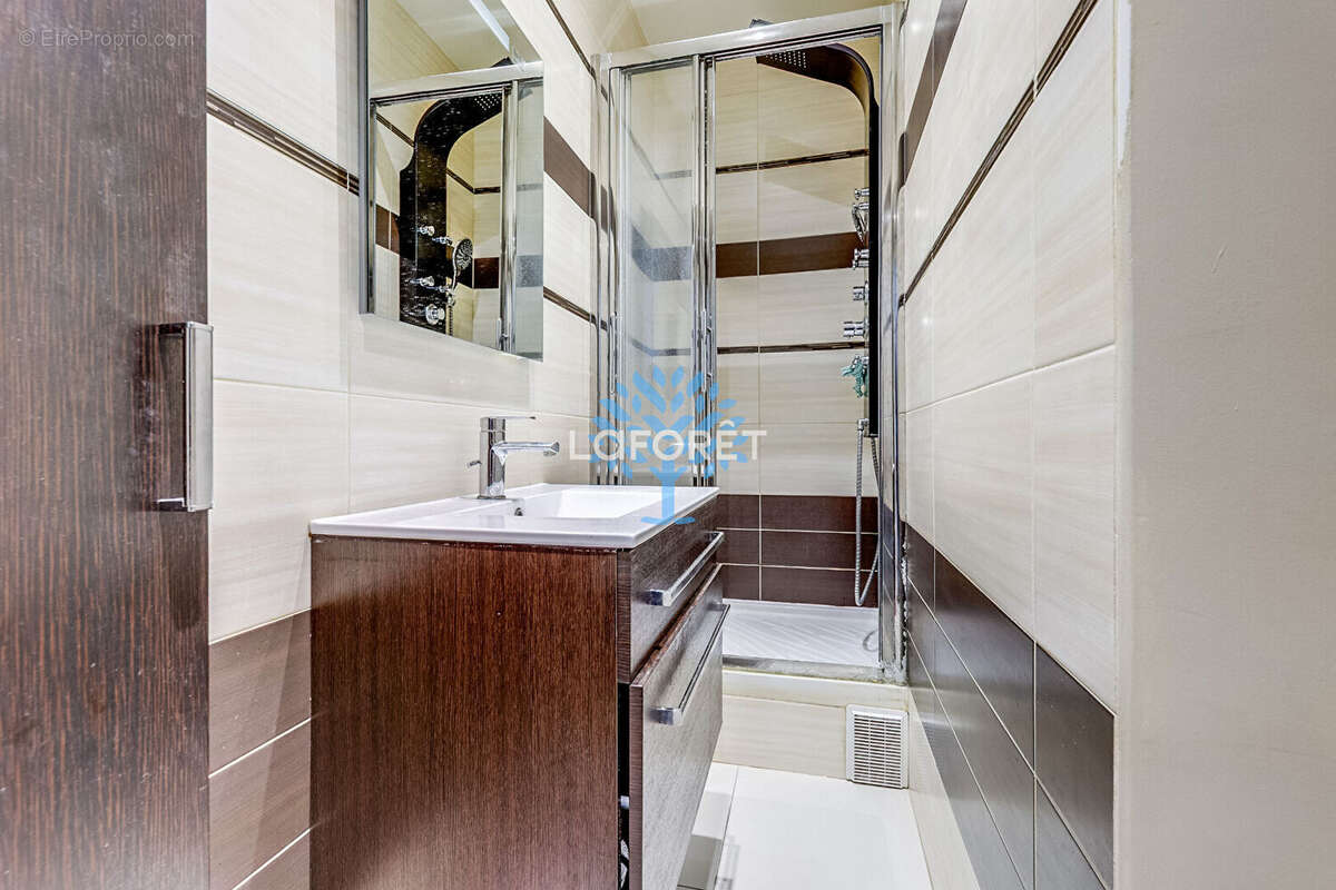 Appartement à PARIS-12E