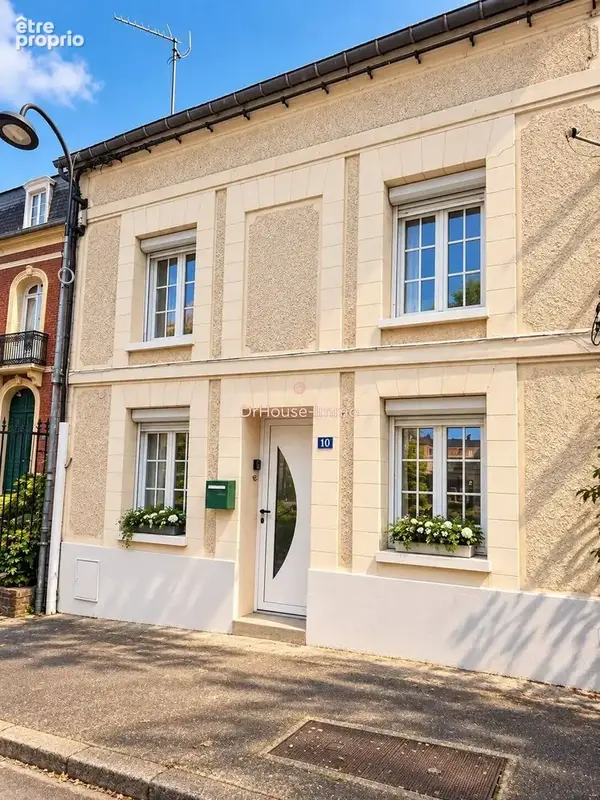 Maison à ENVERMEU
