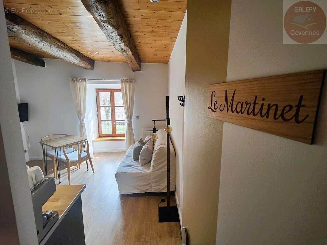 Maison à LE PONT-DE-MONTVERT