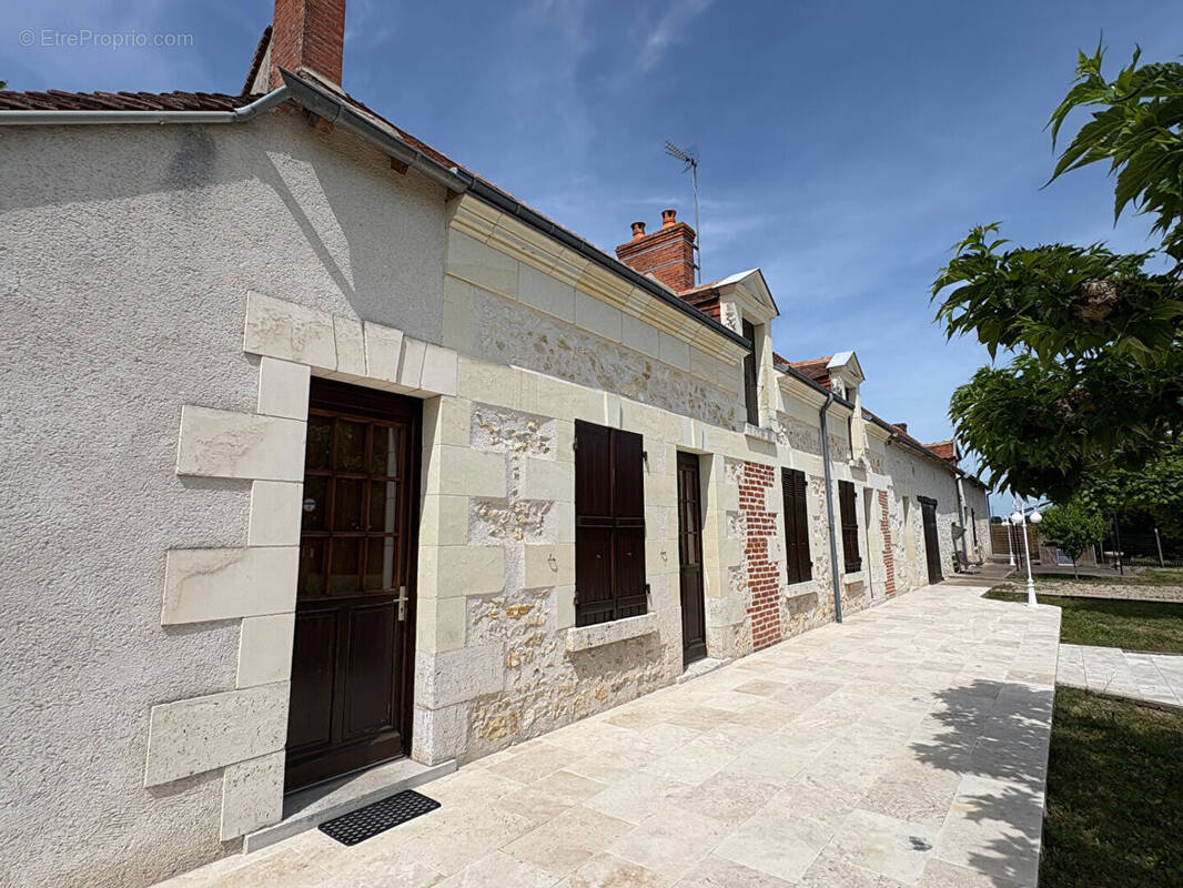Maison à SAINT-ROMAIN-SUR-CHER