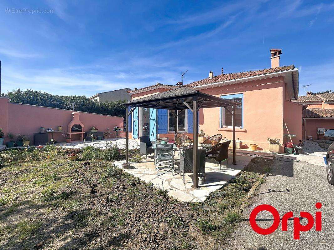 Maison à SIX-FOURS-LES-PLAGES