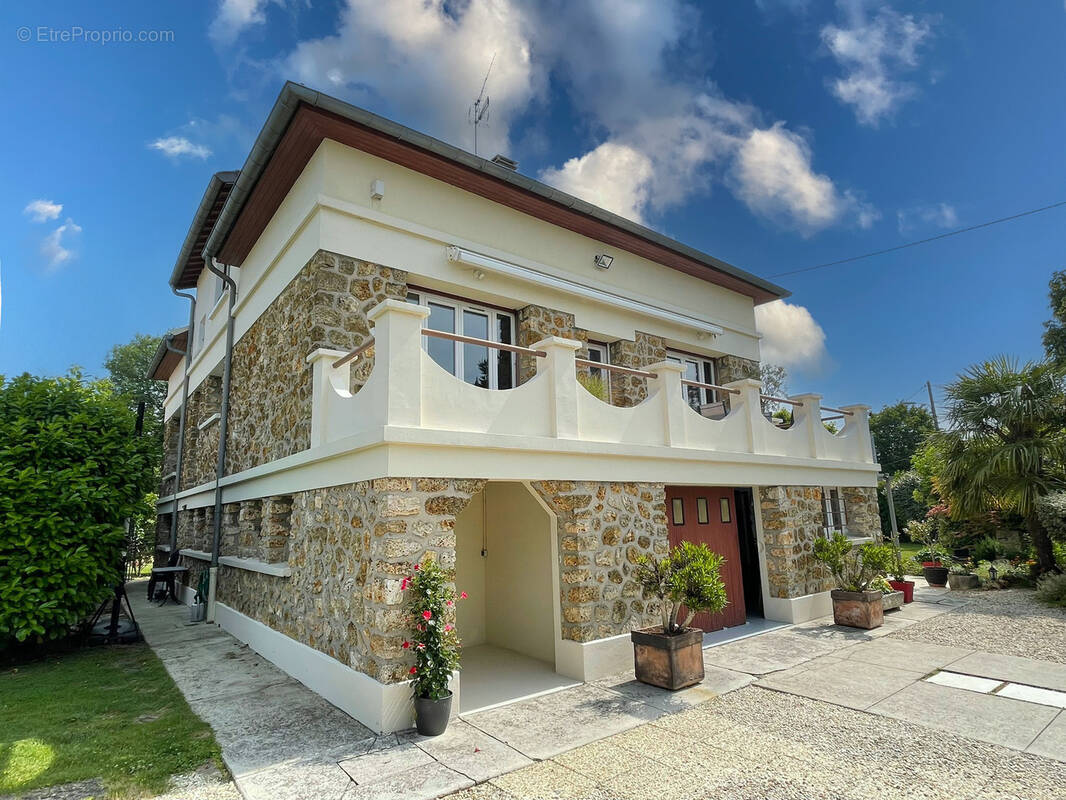 Maison à MITRY-MORY