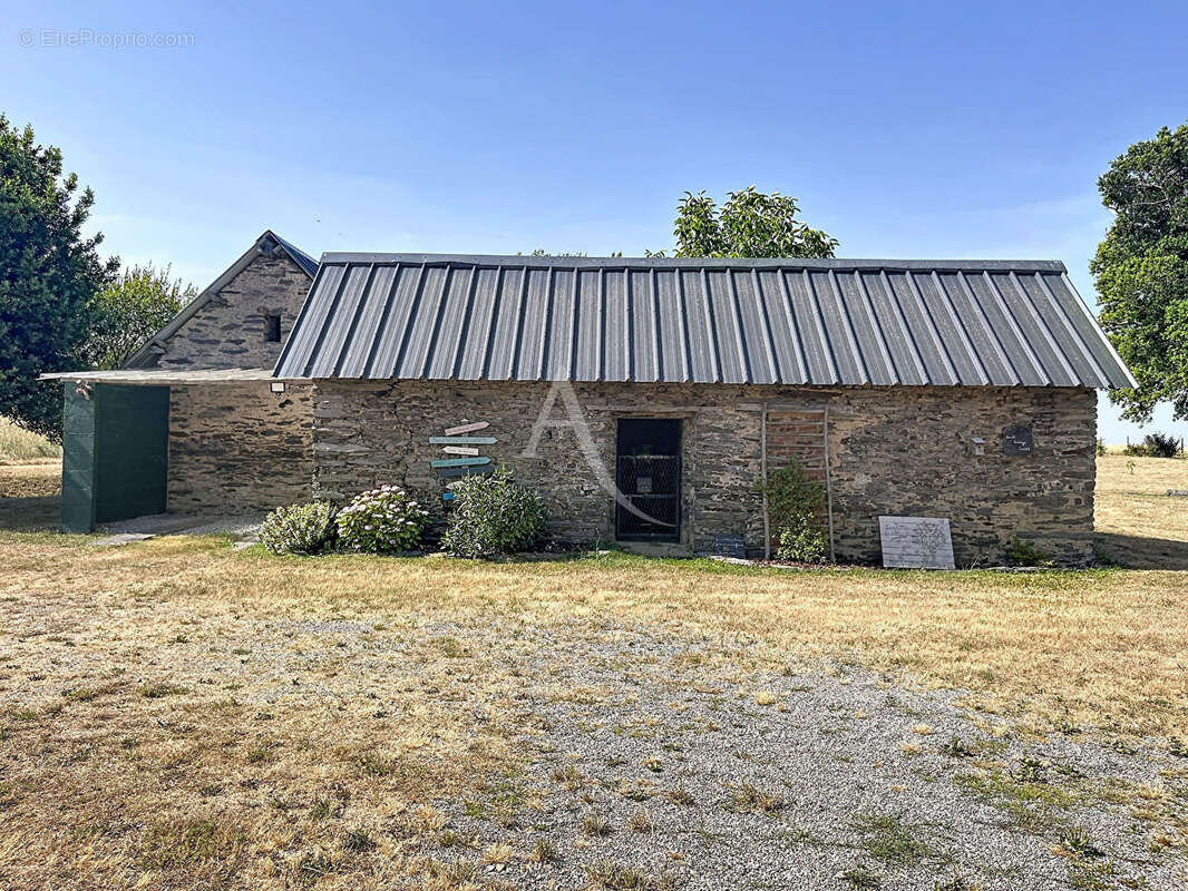 Maison à POUANCE