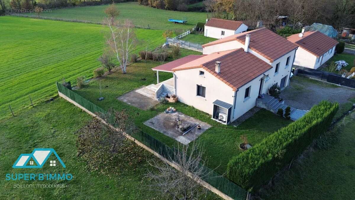 Maison à MAZEYRAT-D'ALLIER