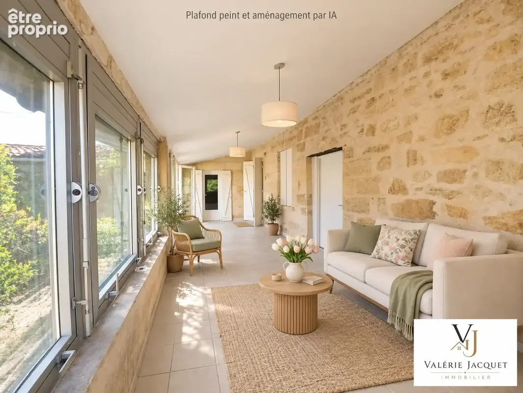 LUSSAC   Ensemble immobilier à rénover avec deux granges et fort potentiel d'évolution - photo 8