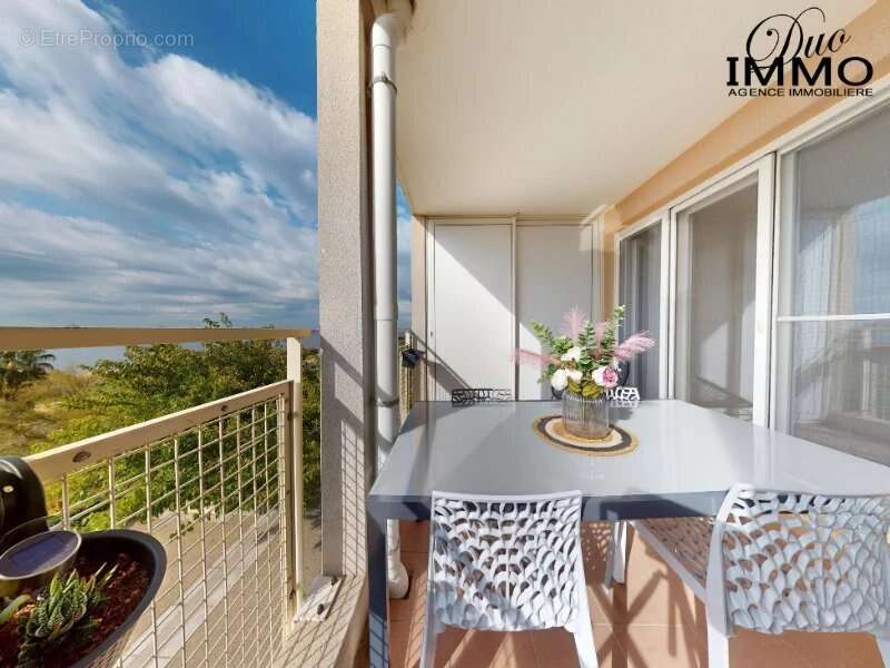 Appartement à PORT-DE-BOUC